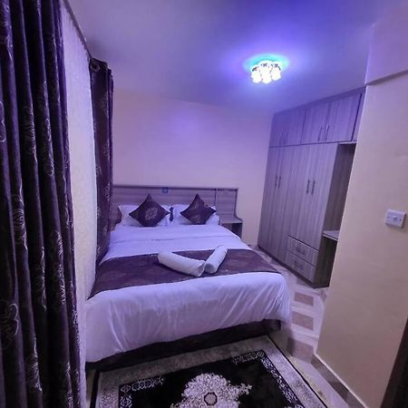 Amazon House 2 Bedroom House ナイバシャ エクステリア 写真