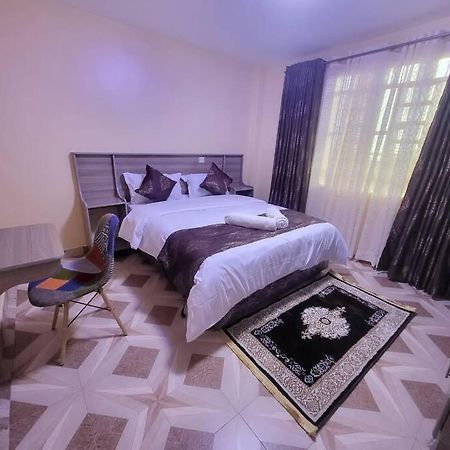 Amazon House 2 Bedroom House ナイバシャ エクステリア 写真