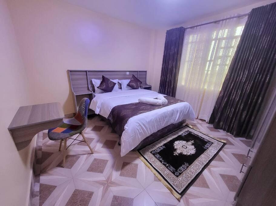 Amazon House 2 Bedroom House ナイバシャ エクステリア 写真