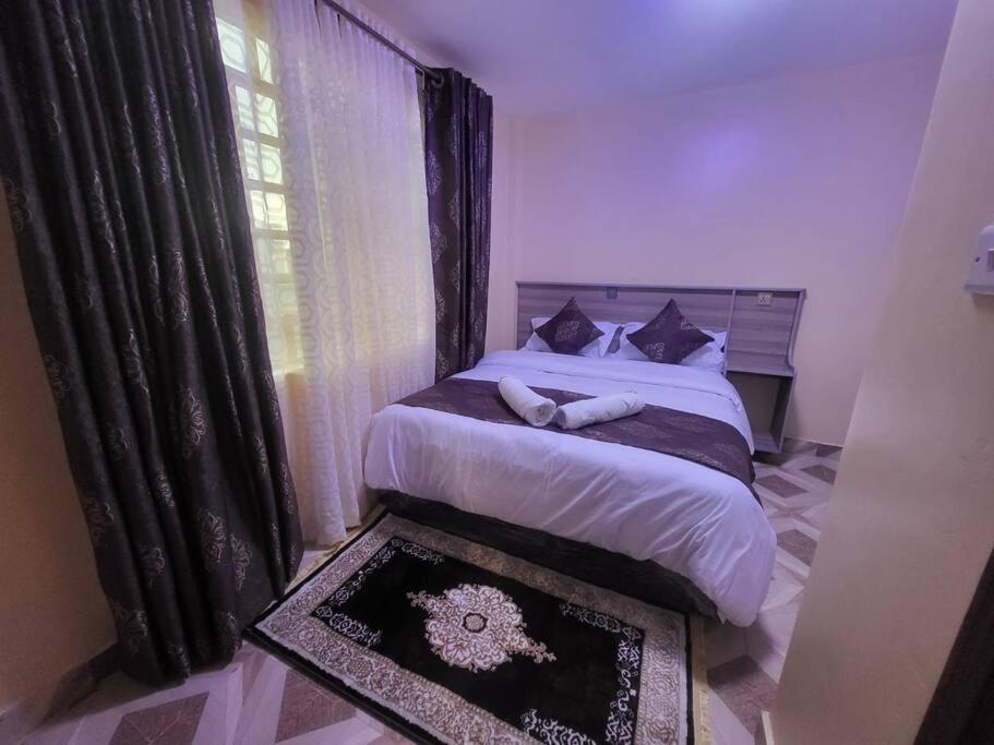 Amazon House 2 Bedroom House ナイバシャ エクステリア 写真